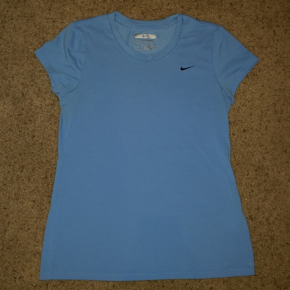 Nike Sports Tee Size Large